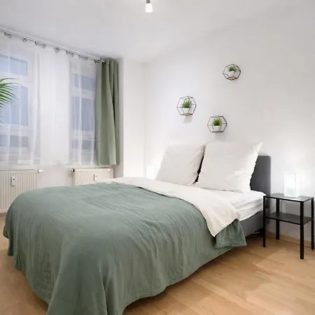Apartment Gemuetliche 2-zimmer Mit Balkon